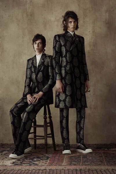 Look 22